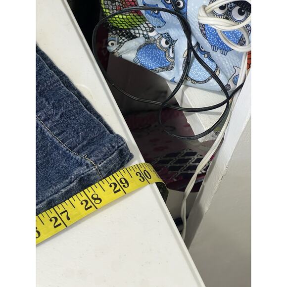 Liz Claiborne Woman’s Jeans Trouser Fit Size 12 Blue Denim 100% Cotton Wide Leg - Picture 9 of 9